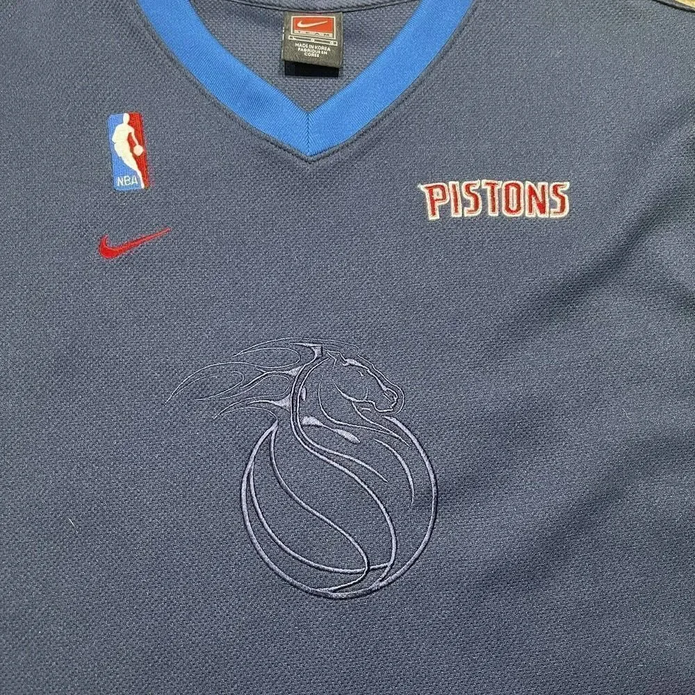 Nike item rip